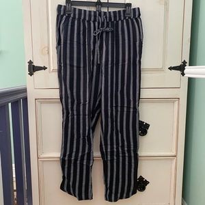 Flowy stripped pants